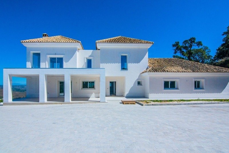 Villa in Elviria-Cabopino, Marbella, Spain 2 - 17866442
