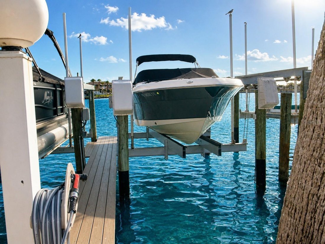 Condo in Treasure Island, Florida, United States 4 - 17861158