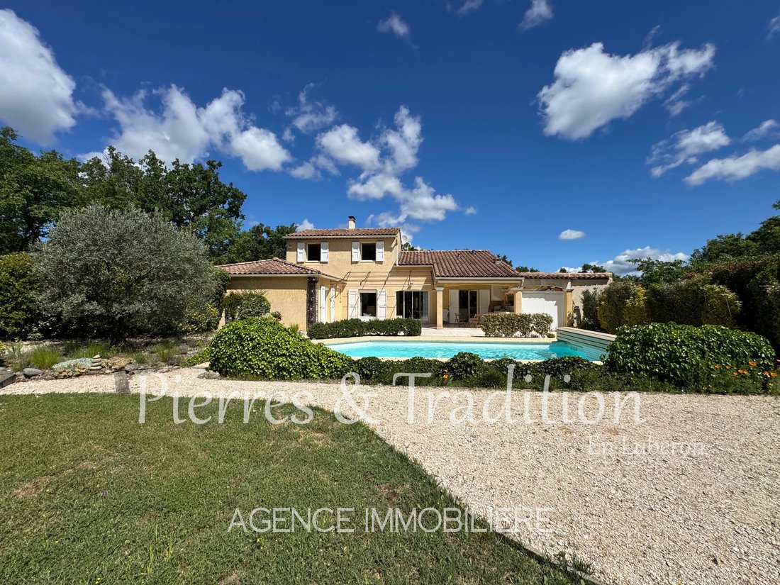 House in Céreste-en-Luberon, Provence-Alpes-Côte d'Azur, France 1 - 17661485