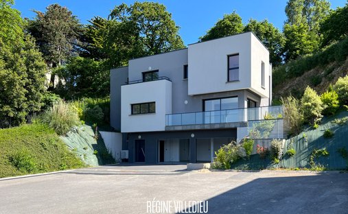 Villa in Tourlaville, Cherbourg-en-Cotentin, France 1