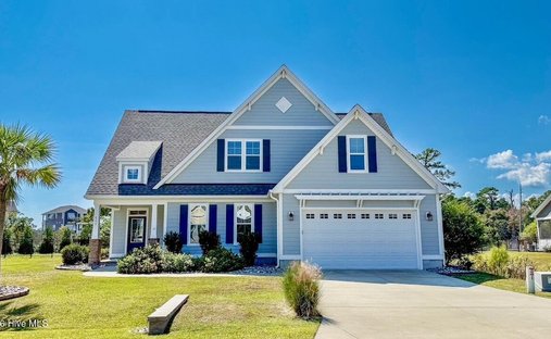 House in Broad Creek, North Carolina, United States 1