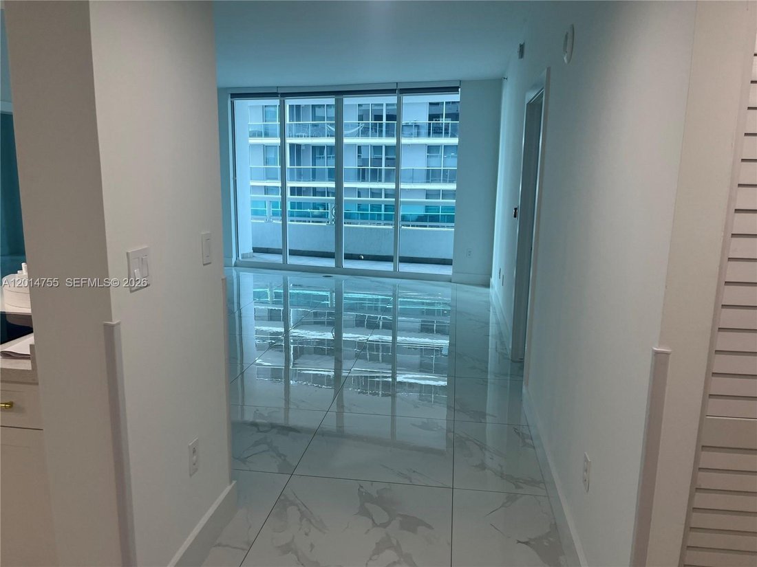Condo in Miami, Florida, United States 3 - 17861122
