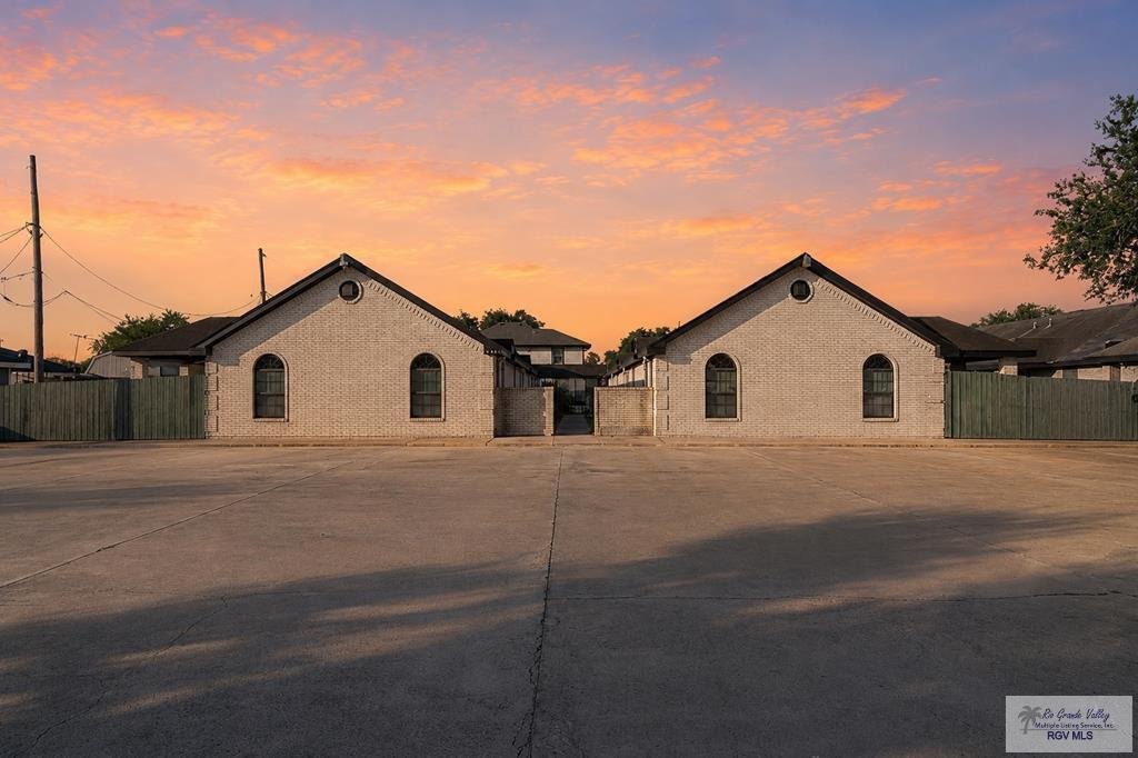 House in Pharr, Texas, United States 1 - 17867448