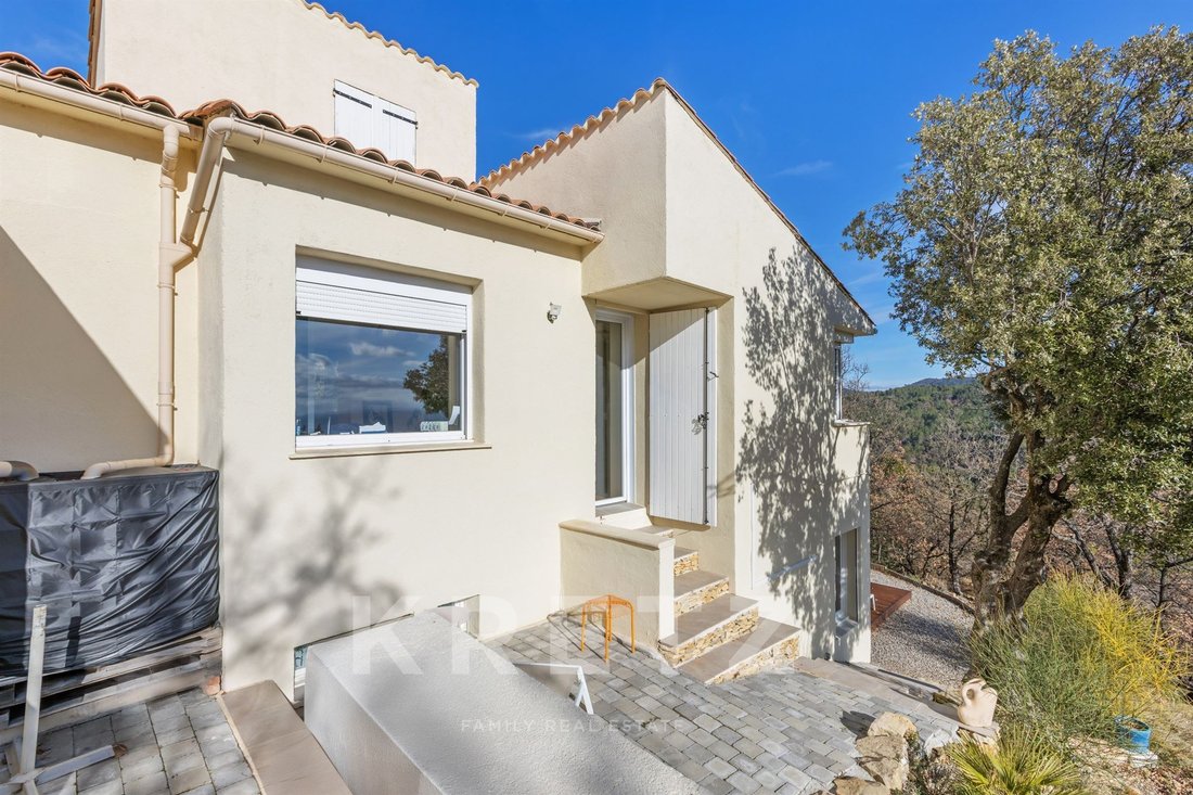 Maison à Manosque, Provence-Alpes-Côte d'Azur, France 2 - 17867279