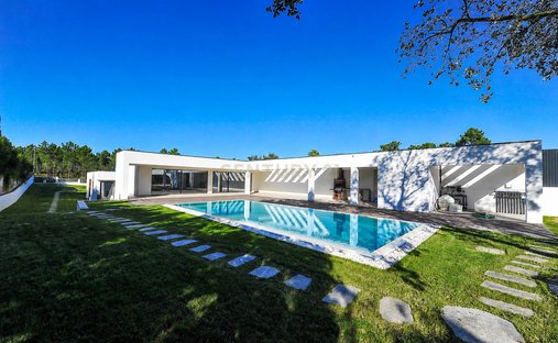 Villa in Corroios, Setubal, Portugal 1