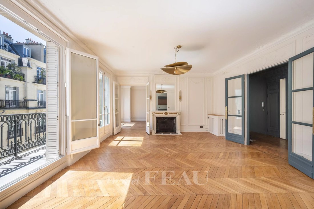 Apartment in Ecole Militaire, Paris 7e Arrondissement, Paris 3 - 17860671