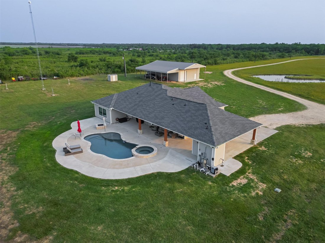 House in Guy, Texas, United States 1 - 17861245