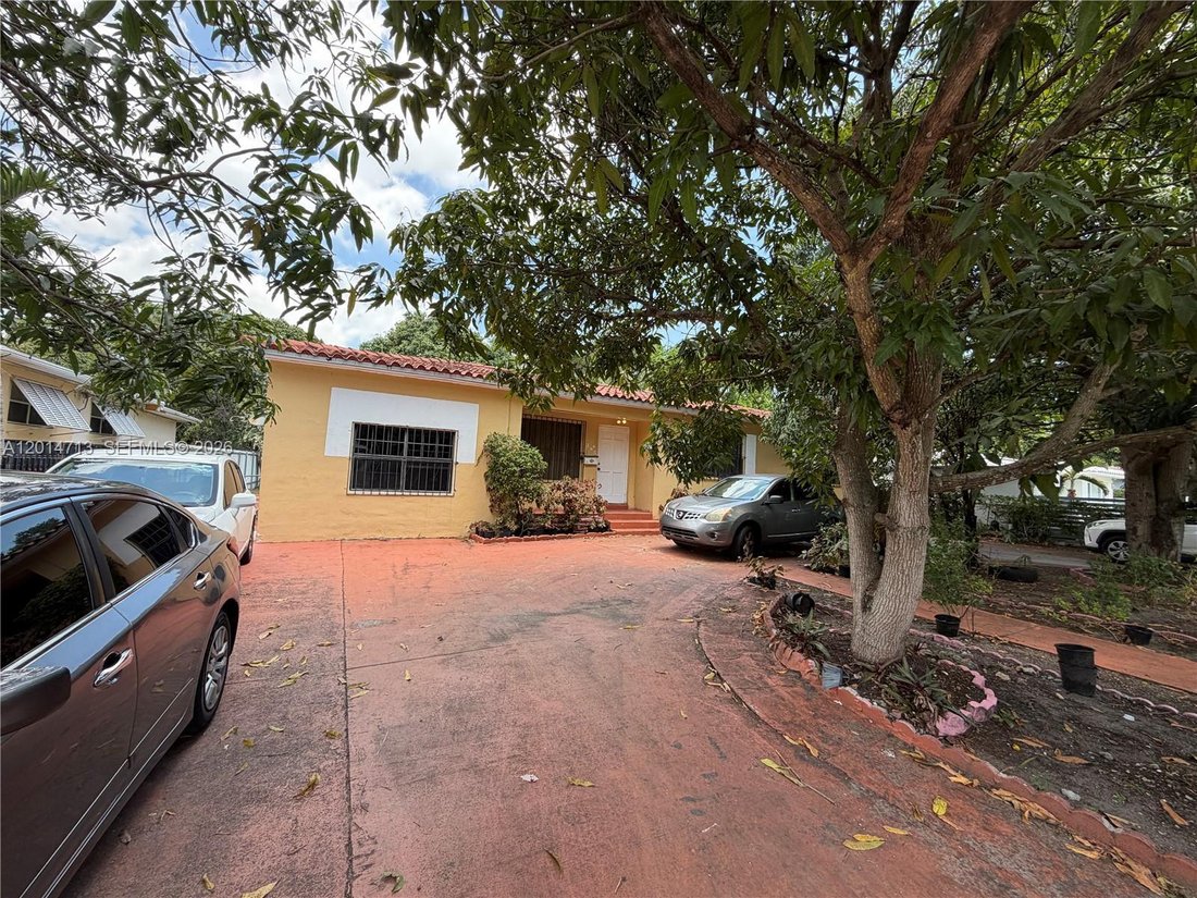 House in Miami, Florida, United States 2 - 17861147