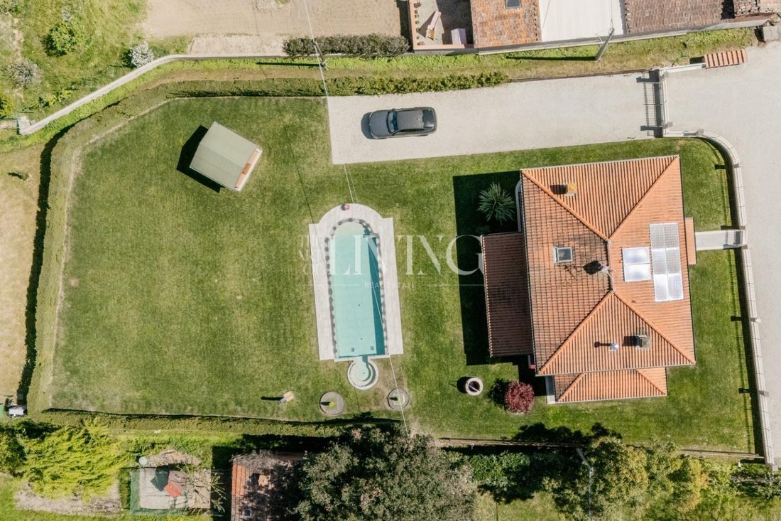 Villa in Compitese, Capannori, Tuscany 2 - 17862160