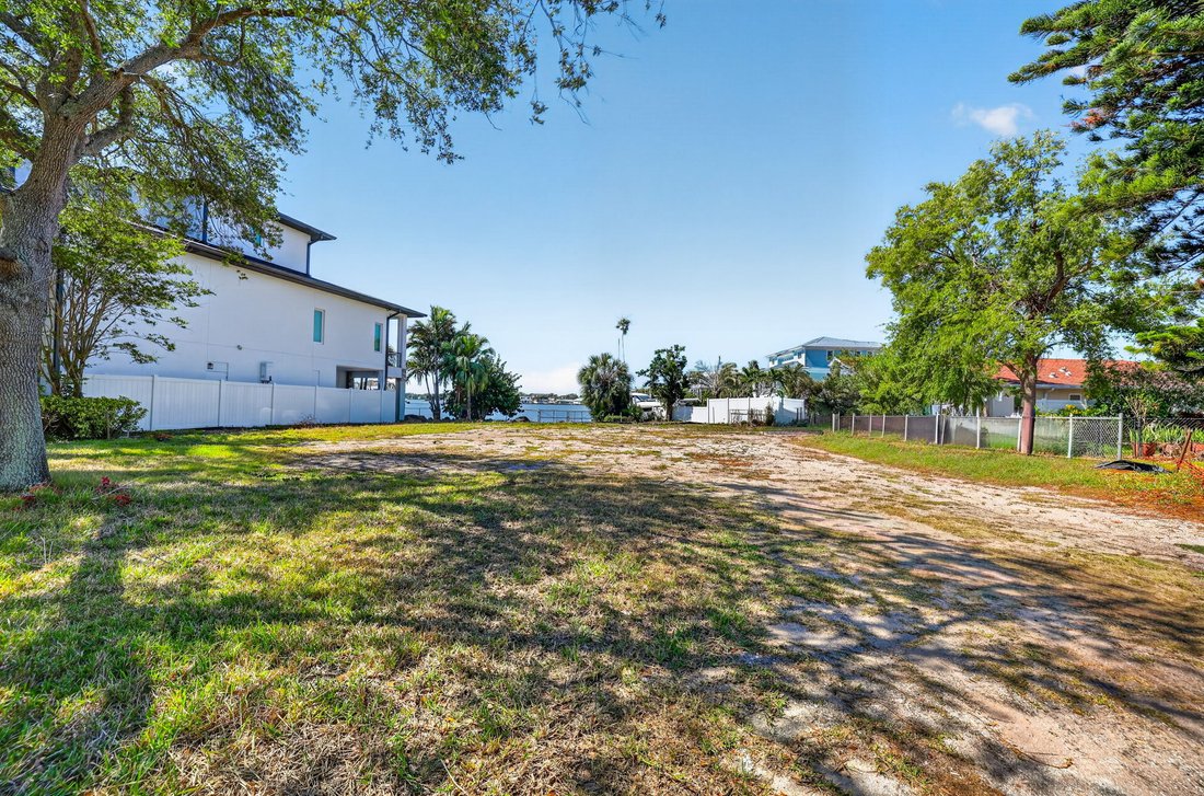 Land in Largo, Florida, United States 4 - 17862728