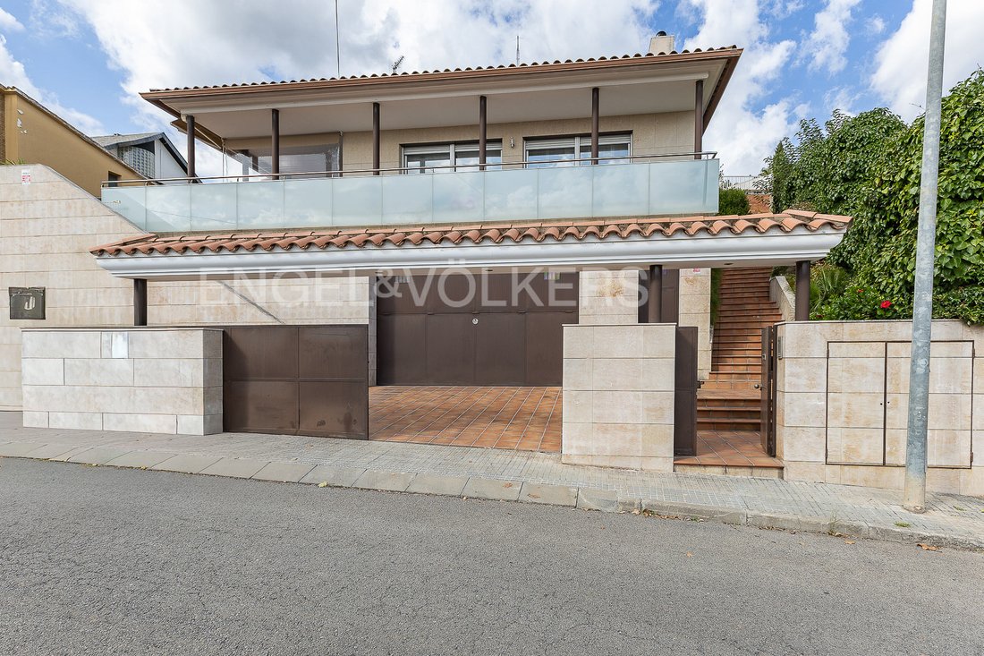 House in Marianao, Sant Boi de Llobregat, Spain 2 - 17866985
