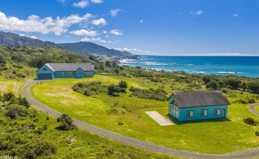 House in Westport, California, United States 1