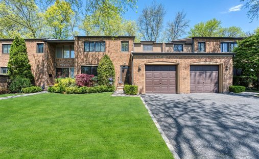 House in New Hyde Park, New York, United States 1