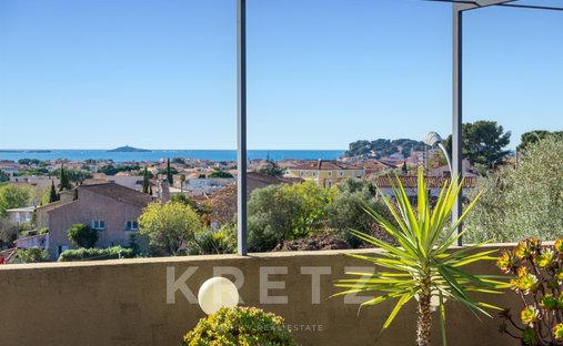 Apartment in Sanary-sur-Mer, Provence-Alpes-Côte d'Azur, France 1