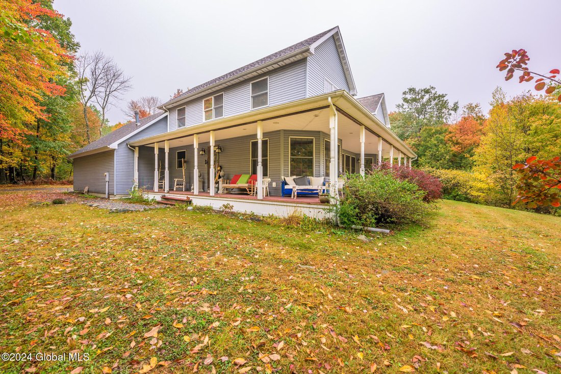 House in Averill Park, New York, United States 3 - 17860672