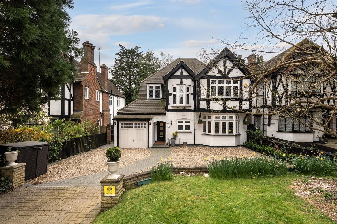 House in Edgware, Barnet, England 1 - 17860857