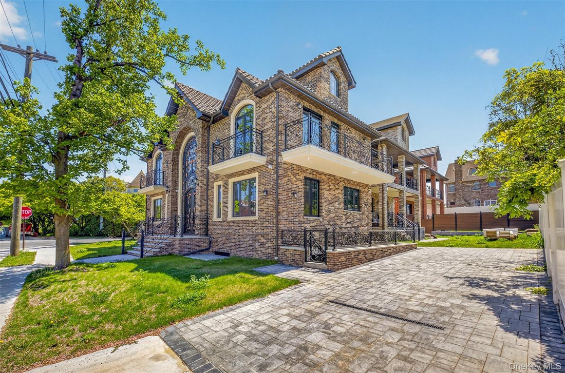 House in New York, New York, United States 5 - 17533948