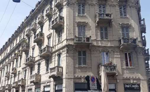 Apartamento en Isola, Milán, Italia 1
