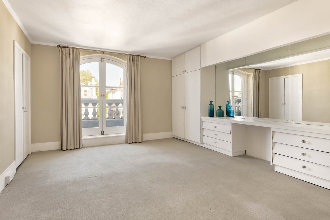 Apartment in Campden Hill, Kensington And Chelsea, England 3 - 17860920