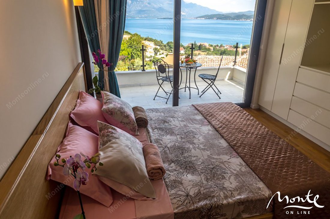 Villa in Đenovići, Herceg Novi Municipality, Montenegro 2 - 17861621