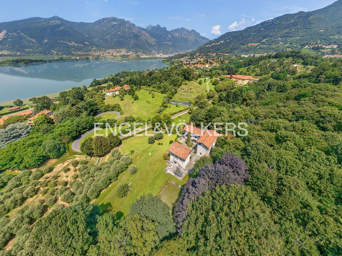Villa in Galbiate, Lombardy, Italy 4 - 17860500