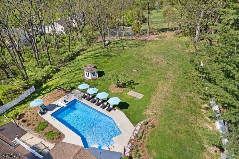 House in Mendham, New Jersey, United States 4 - 17868521