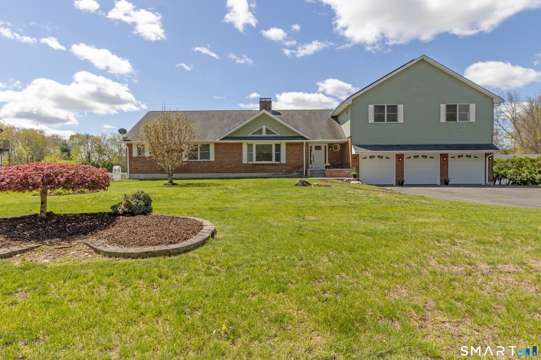 House in East Windsor, Connecticut, United States 2 - 17869918