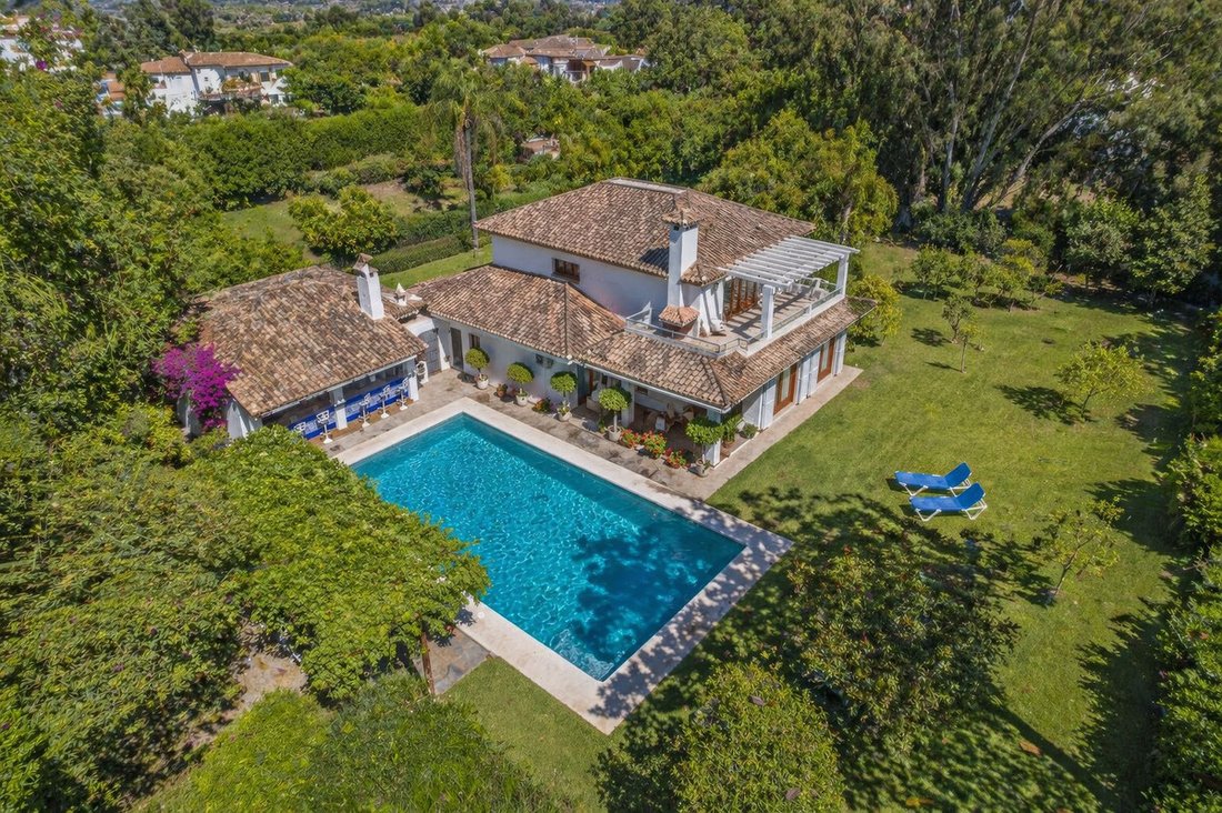 Villa in Estepona, Andalusia, Spain 1 - 17862712