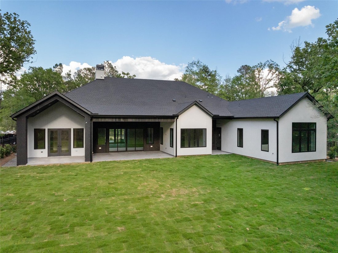 House in Montgomery, Texas, United States 2 - 17755356