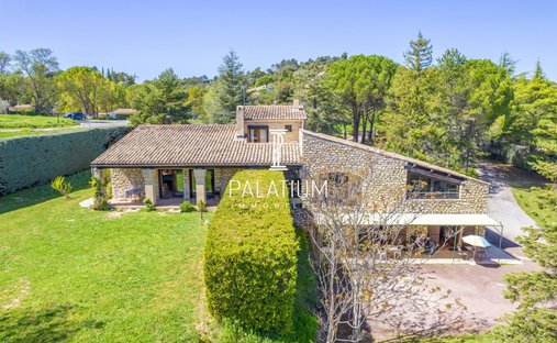 House in Greoux-les-Bains, Provence-Alpes-Côte d'Azur, France 1