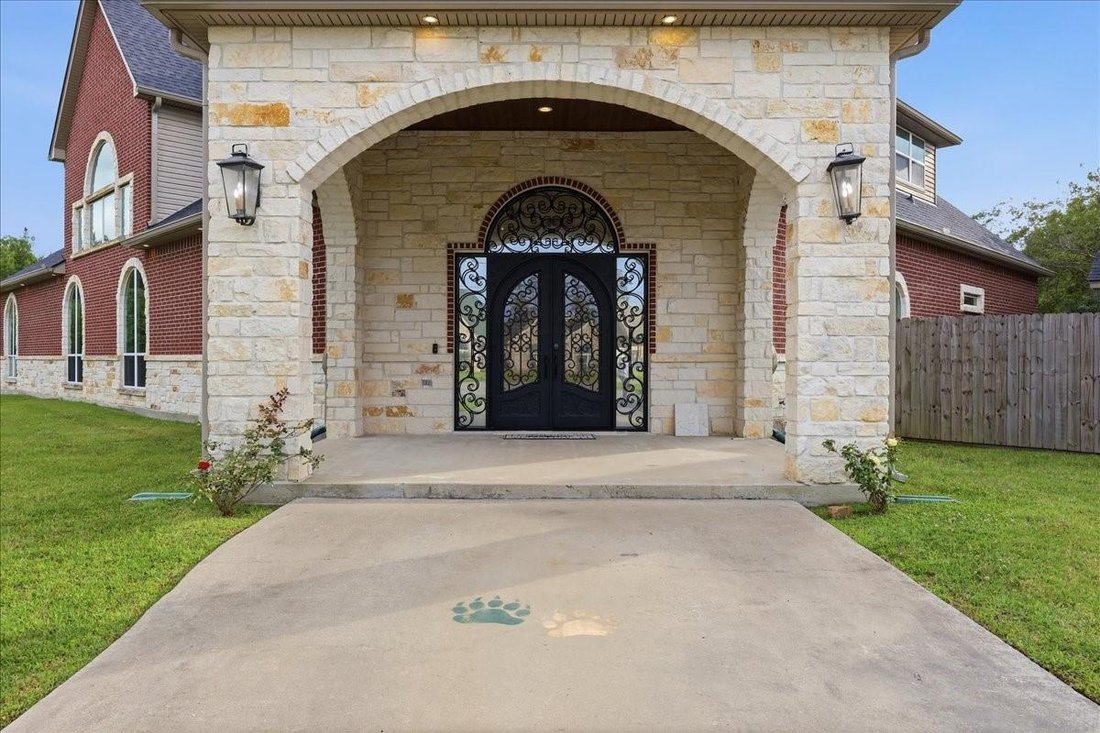 House in Orange, Texas, United States 3 - 17866296