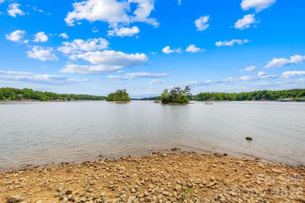 Land in Statesville, North Carolina, United States 1 - 17863147