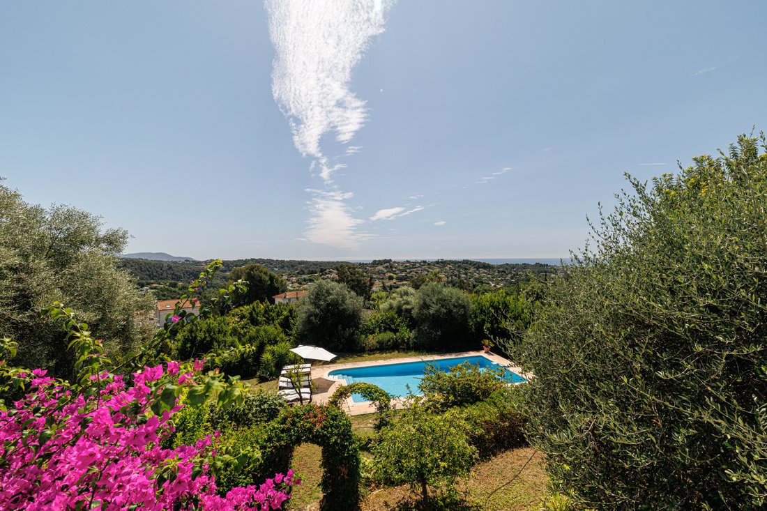 Villa in Plan de Noves, Vence, France 2 - 17865660