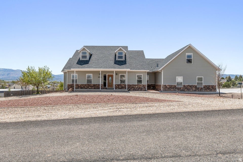 House in Cedar City, Utah, United States 1 - 17867582