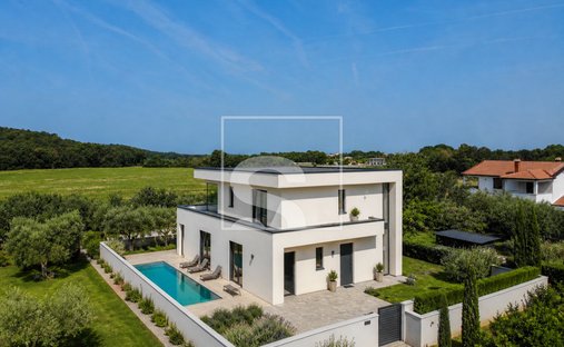 House in Porec, Istria County, Croatia 1