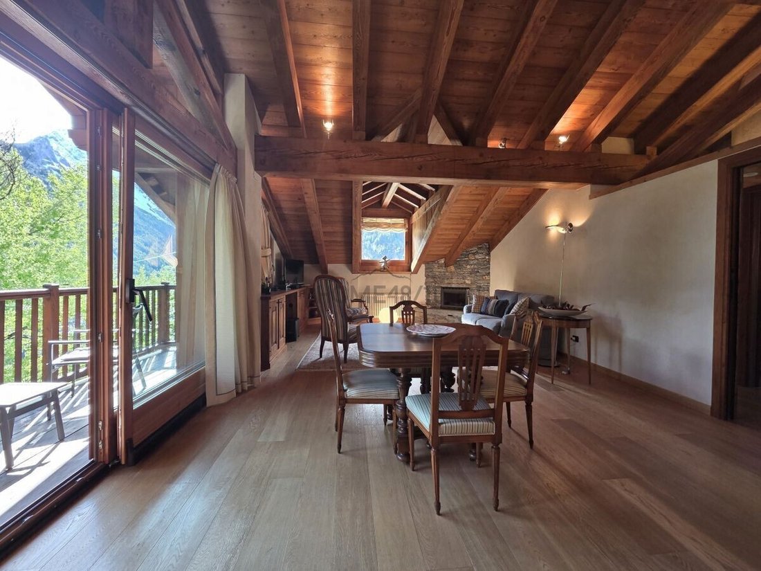 Apartment in Courmayeur, Aosta Valley / Vallée d'Aoste, Italy 5 - 17869342