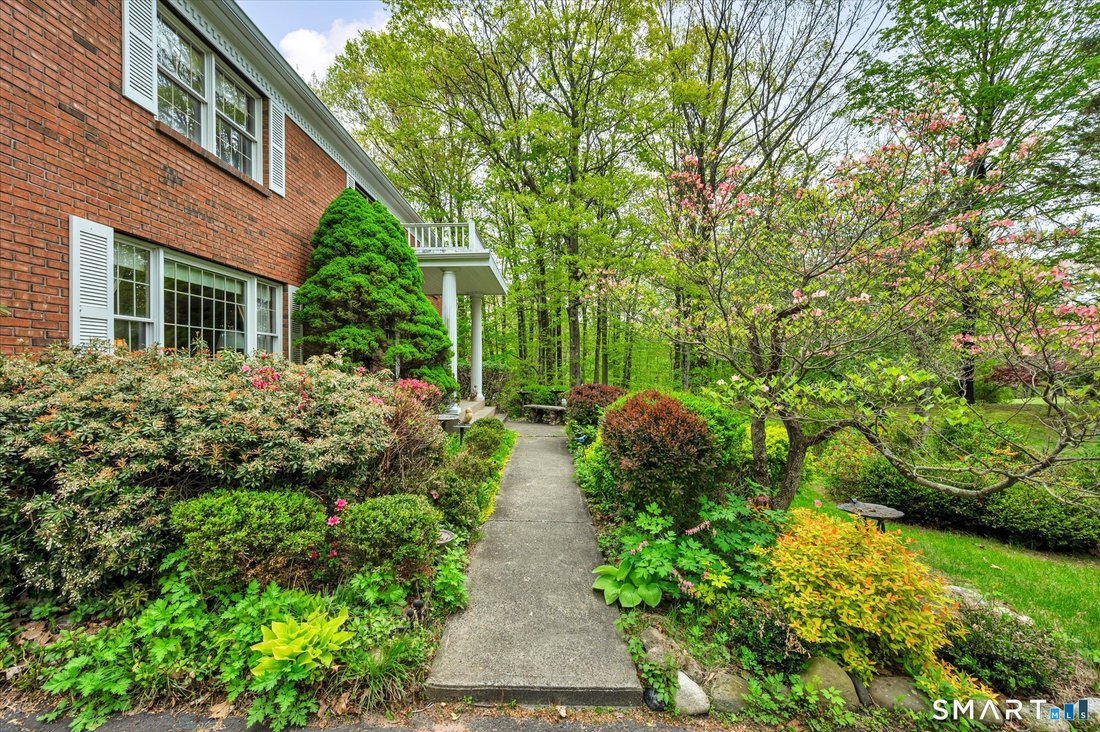 House in Cheshire, Connecticut, United States 4 - 17867051