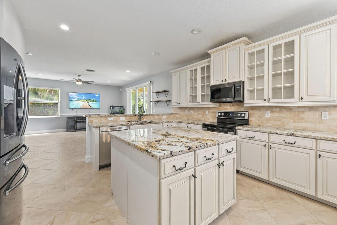 House in Stuart, Florida, United States 5 - 17863149