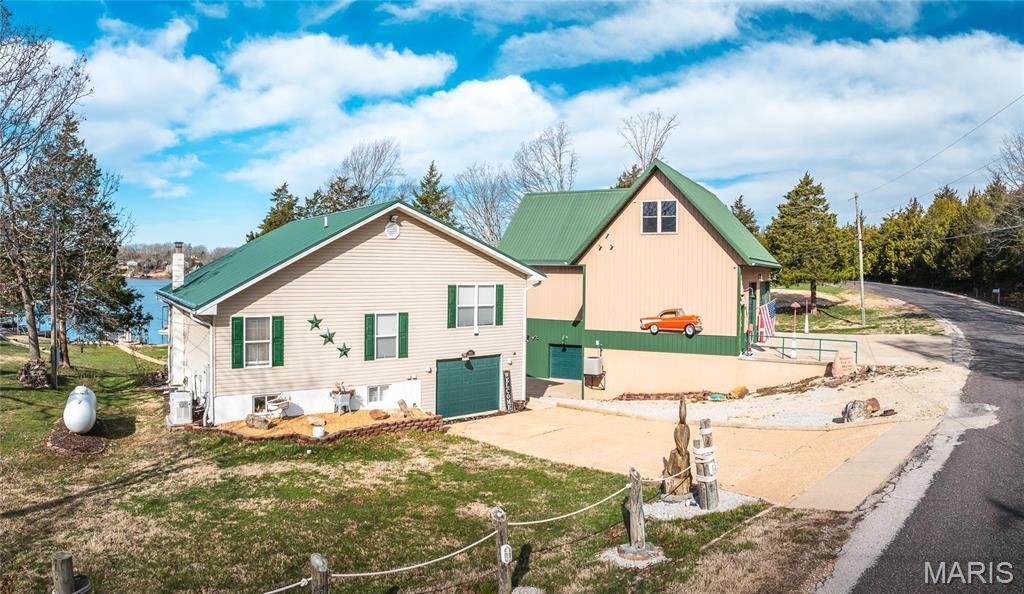 House in Cuba, Missouri, United States 2 - 17869748