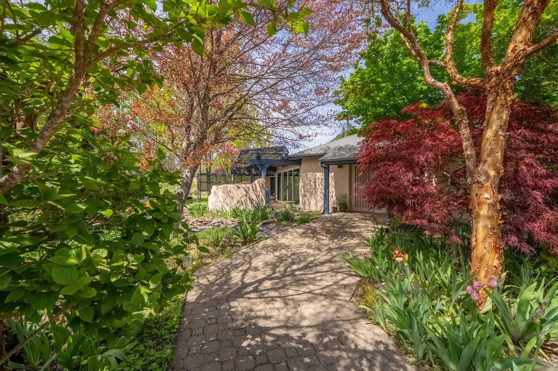 House in Dallesport, Washington, United States 5 - 17862870