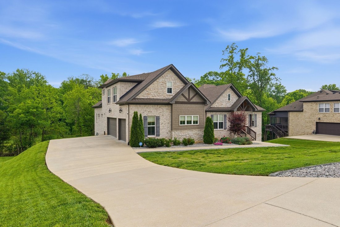 House in Columbia, Tennessee, United States 2 - 17869390
