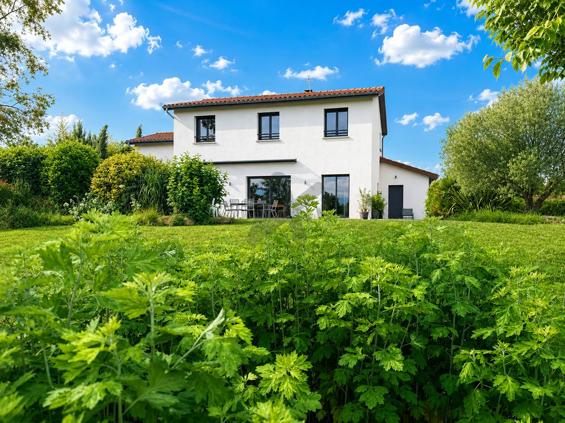 Villa in Saint-Bernard, Auvergne-Rhône-Alpes, France 1 - 17865266