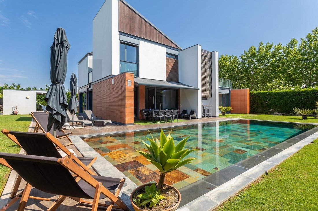 House in Barcarena, Lisbon, Portugal 1 - 17863208