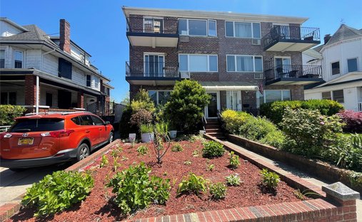 House in New York, New York, United States 1