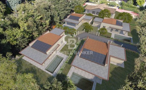 Villa in Soiano del Lago, Lombardy, Italy 1