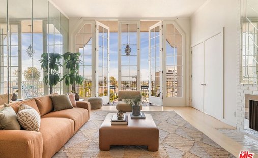 Condo in Los Angeles, California, United States 1
