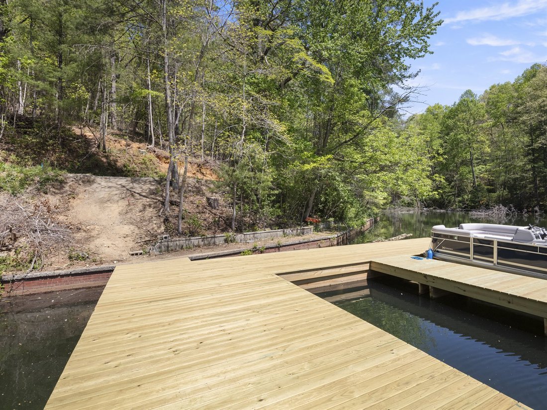 Land in Zirconia, North Carolina, United States 5 - 17868479
