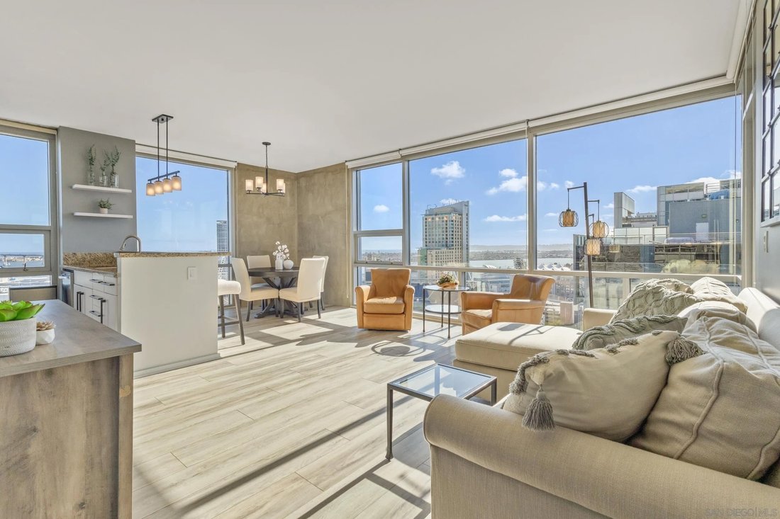 Condo in San Diego, California, United States 3 - 17865870