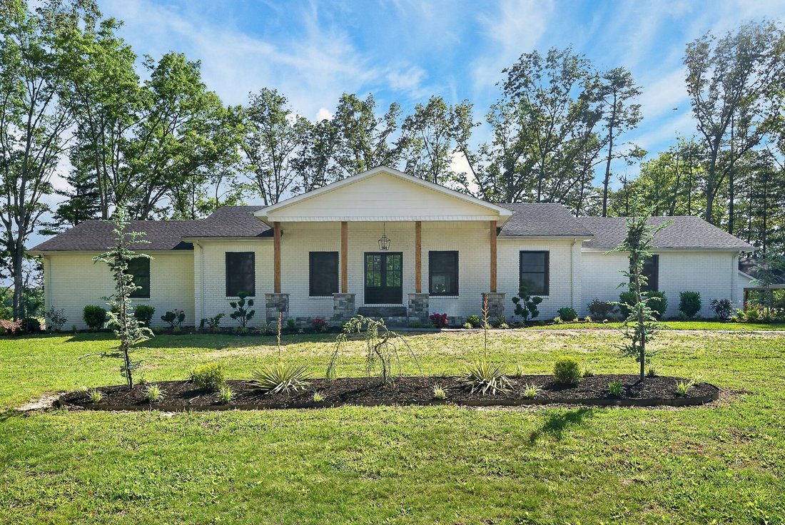 House in McMinnville, Tennessee, United States 4 - 17869335
