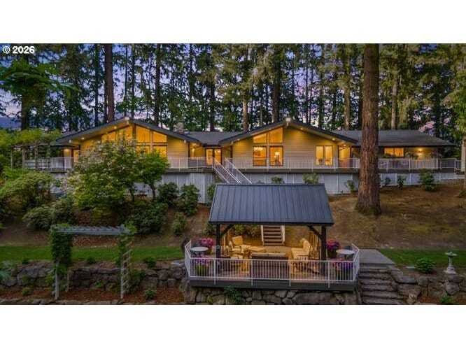 House in Vancouver, Washington, United States 3 - 17869107